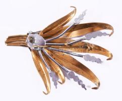 Vintage fém leveles bross, 7x6 cm