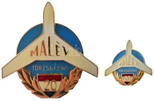 1980 k. "MALÉV Törzsgárda - 20 év után" aranyozott, műgyantás törzsgárda jelvény miniatűrrel (43x42mm) T:AU