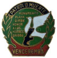 Kuba 1960 k. "Kubai forradalom" zománcozott emlékjelvény (24x24mm) T:AU Cuba 1960 cca. "Cuban revolution" enameled memorable badge (24x24mm) C:AU