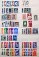 Több száz db bélyeg 1925-től a modern időkig sok teljes sorral, jobbakkal 12 lapos nagyalakú berakóban
