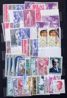 Belgium 680 db bélyeg + 2 db blokk 8 lapos közepes berakóban