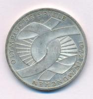 Német Szövetségi Köztársaság 1972G 10M Ag "Olimpia-München / Csomó" T:AU,XF patina
Federa...
