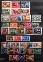 Magyar tétel, benne több ezer bélyeg 5 db A4-es vagy nagyobb berakóban, dobozban