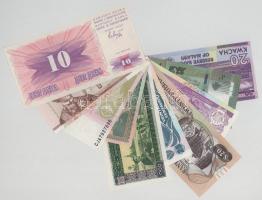 Vegyes, 10db-os bankjegytétel, benne: Laosz, Banglades, Transznisztria, Pakisztán, Nicaragua, Guyana...