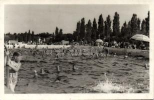 Hajdúszoboszló-Gyógyfürdő Hullámfürdő photo