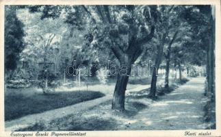 Esztergom Érseki Papnevelő Intézet kert (EK)