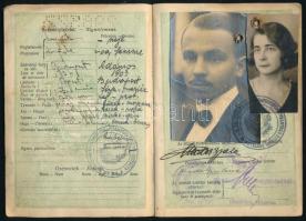 1931 Bp., Magyar Királyság által kiállított fényképes útlevél férj és feleség részére (mindkettőjük fotójával), román vízumokkal