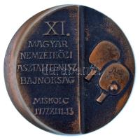 1977. "XI. Magyar Nemzetközi Asztalitenisz Bajnokság - Miskolc 1977. XI. 11-13." egyoldalas, önött bronz plakett (76mm) T:AU,XF