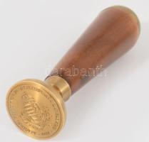 Semmelweis Egyetem pecsételő, fa, réz, h: 11 cm