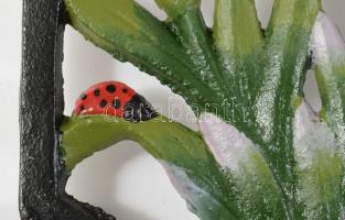 6 darab szecessziós stílusú öntöttvas edényalátét, virág- és bogármintákkal festett, 10,5x10,5 cm, n...