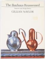 Gillian Naylor: The Bauhaus Reassessed. London, 1993, Herbert Press, kiadói papírkötés, angol nyelven. Gazdagon illusztrált kiadvány a bauhaus stílusról.