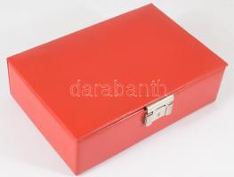 Ékszertartó doboz, kivehető tálcával, 15x23 cm