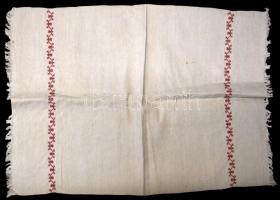 Törölköző, 3 darab, Erdély, 20. sz. eleje, hímzett vászon, h: 80 cm alatt