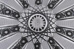 Gazdagon csiszolt ólomkristály kínáló, jelzés nélkül, hibátlan, d: 29,5 cm