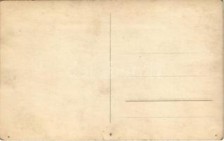 1920 Tiszafüred, a Nemzeti Hadsereg átlépte a Tiszát, darutollas katonák. photo (lyukak / pinholes)