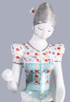 Hollóházi Varró Matyónő. Terv.: Torma Istvánné. Jelzett, hibátlan, m: 23,5 cm