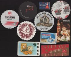 Kávéreklámok kávéscsésze alátéteken és egyéb címkéken, össz. 10 db