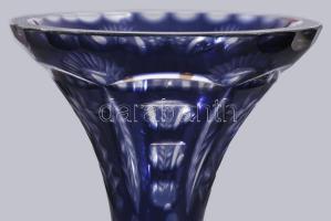 Lilán pácolt kristály kehelyváza ezüst (Ag) talpban, jelzett, 1937-1966 közötti magyar fémjel, 800 e...