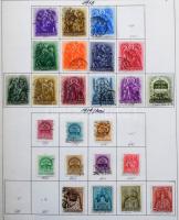 1916-1972 Gyenge magyar gyűjtemény részben többletpéldányokkal, saját készítésű albumban, KABE borít...