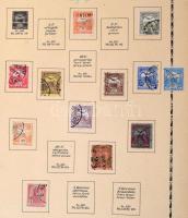 2 db előnyomott Letra album, egyikben gyenge gyűjtemény kezdemény a Krajcárosoktól az 1930-as évekig...