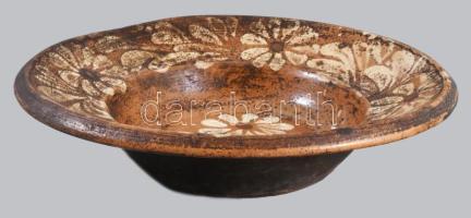 Tál. Erdély, 19. sz. vége, mázhibával, d: 23,5 cm