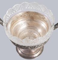 Ezüst (Ag) kosár kínáló, jelzett, üveg betéttel, nettó 135g, m:21 cm