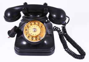 cca 1940, CB 35 bakelit telefon, kopással.
