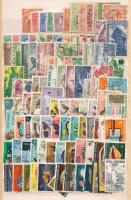 Új-Guinea, Pápua Új-Guinea 200 db klf bélyeg közepes berakólap mindkét oldalán