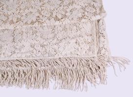 Hatalmas kézzel hímzett terítő, 280x280 cm