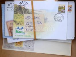 2004 Teljes évfolyam kiadásai FDC-ken, dobozban (26.450)