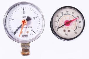 2 darab nyomásmérő