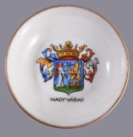 Herend Nagy-Várad címeres tálka, jelzett, kézzel festett, aranyozáson kopással, d: 8 cm