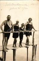 1925 Balatonkenese, fürdőzők. Pfeifer Antal fényképész felvétele, photo (EK)