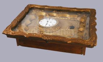 Keretóra. Negyedütős ingajáratos szerkezettel, sérült porcelán számlappal, kulccsal, 19. sz. vége, m...