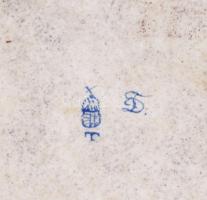 cca 1840-1870 Herendi zsánermintás kínáló, pikkelyes peremdíszítéssel, jelzett, kopással, 25x26 cm