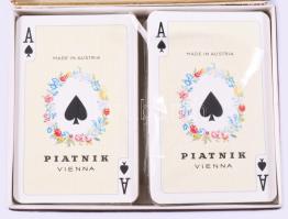 Piatnik Wien francia kártya pakli, díszdobozában.