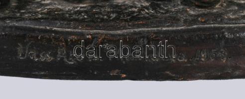 Vass Áron (1891-1979): Pipázók. Makfalva, 1963, mázas kerámia, jelzett, sérüléssel, kalap levált, m:...