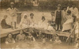 1915 Vízakna, Salzburg, Ocna Sibiului; fürdőzők / spa, bathers. photo (EK)