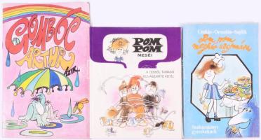 3 darab mesekönyv: Pom Pom meséi, Pom Pom meghív uzsonnára, Gombóc Artúr ázik.