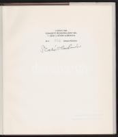 Szabó Vladimír. Bevezető, életrajzi adatok és irodalomjegyzék: Kratochwill Mimi. A képeket vál.: Sza...