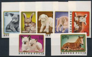 1974 Háziállatkölykök ívszéli vágott sor