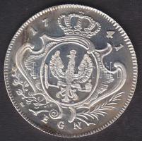 1976. Német államok / Poroszország 1741. 1 Thaler "Friedrich W." replika Ag T:PP 23g