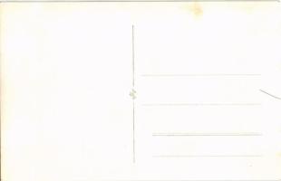 Szombathely, magyar katonák, darutollas cserkészek, Gyógyszertár a Szentlélekhez, Jesztl József üzle...