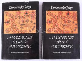 Domanovszky György: A magyar nép díszítőművészete I-II. köt. Bp., 1981, Akadémiai Kiadó. A II. kötet képkötet, rendkívül gazdag képanyaggal. Kiadói egészvászon-kötés, kissé sérült kiadói papír védőborítóban.