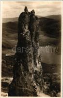 1931 Erdélyi-középhegység, Muntii Apuseni; Ac de stanca la Cetatea / Siebenbürgisches Erzgebirge, Felsnadel bei der Cetatea / szikla, Verespatak / basalt rock. Fot. Orig. J. Fischer