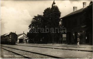 Orosháza, vasútállomás, vonat. G. Szabó I. kiadása