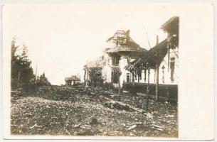1916 Predeál, Predeal; első világháborús pusztítás a németek bevonulása után / WWI entry of the German troops, ruins after the fights between the German and Romanian troops. photo