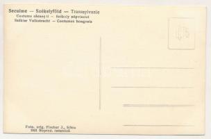 Székelyföld, Secuimea, Tinutul Secuiesc; Székely népviselet / Costume sacuesti / Székler Volkstracht...