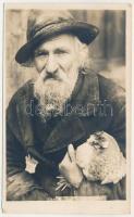 Karpathen, Juden / Zsidó férfi a Kárpátokból / Jewish man from the Carpathian Moutnains. Judaica, photo (non PC) (EK)