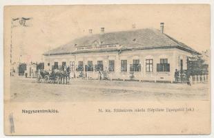 Nagyszentmiklós, Sannicolau Mare; M. kir. földműves iskola főépülete, igazgatói lak / farmer school (gyűrődés / crease)